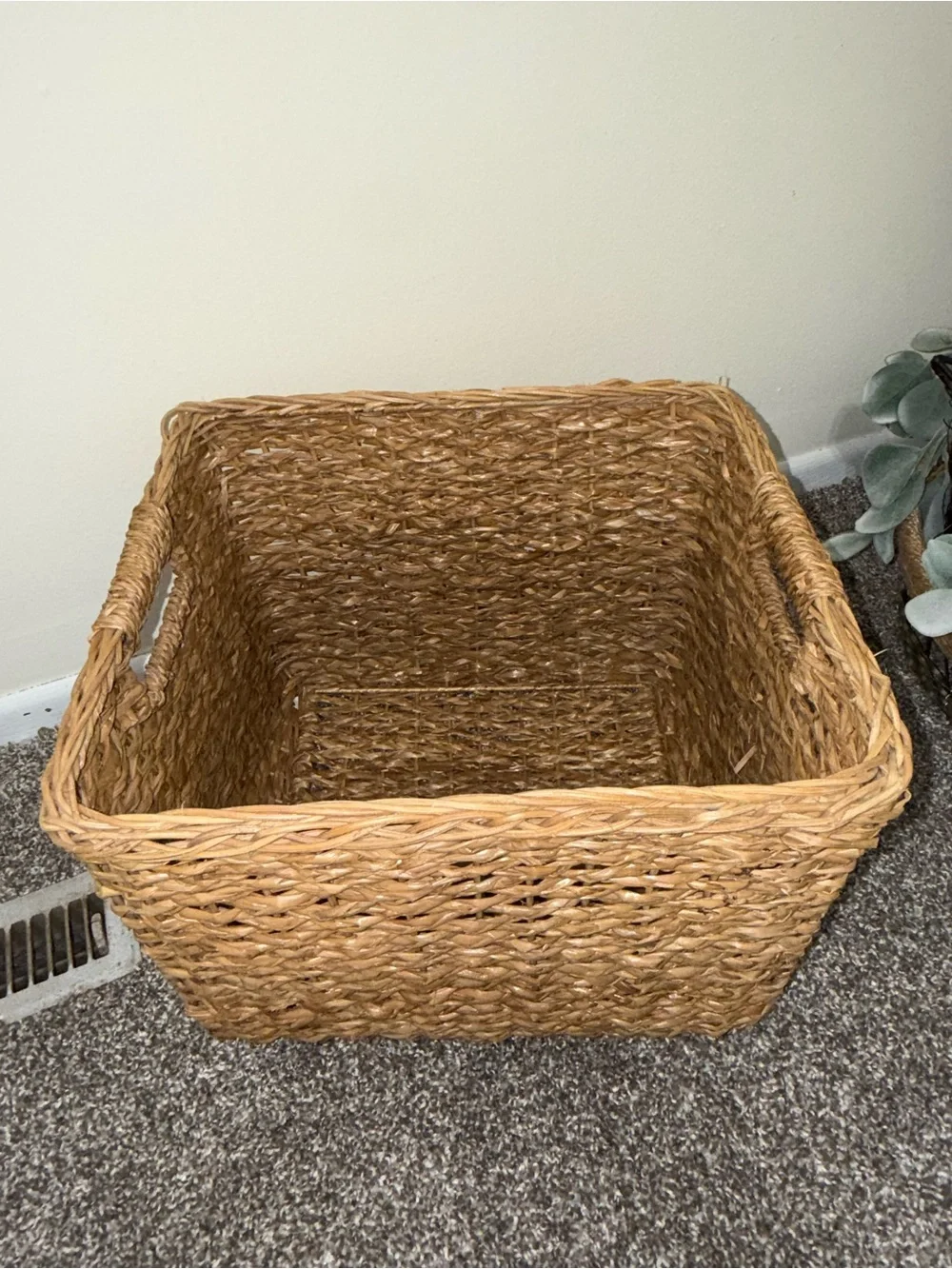 Light color wicker tightly woven rectangular basket 13” x 11” x 11”